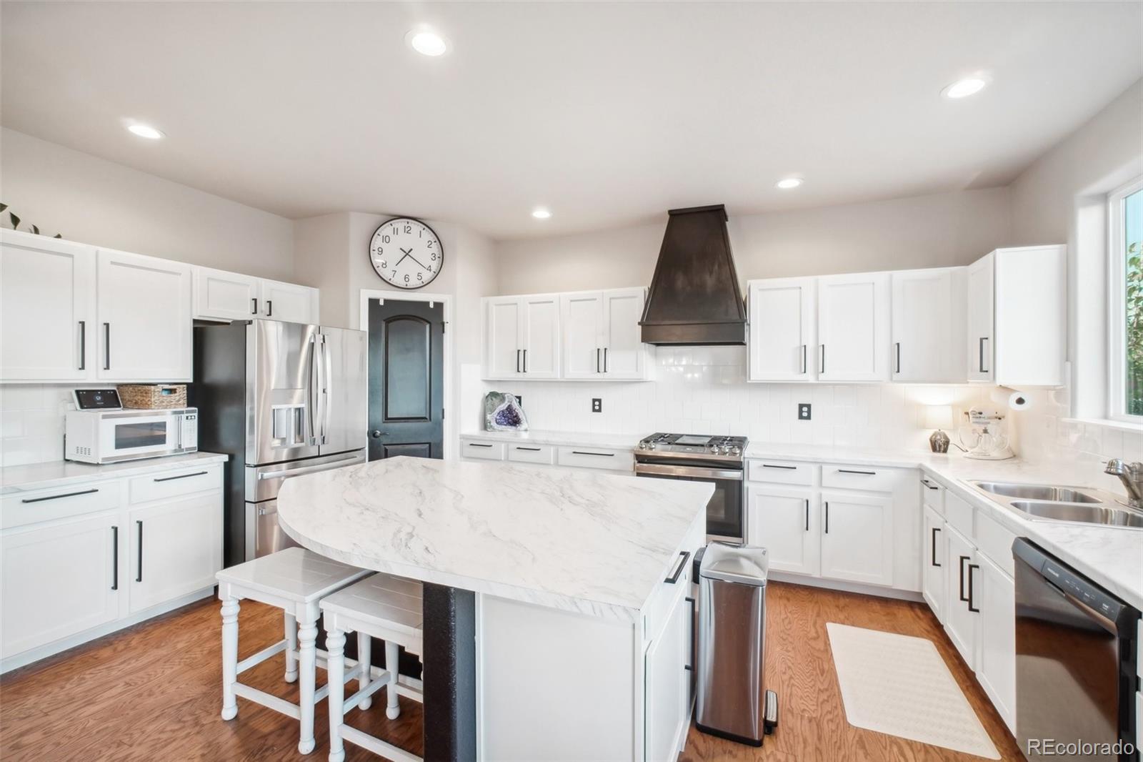 MLS Image #11 for 2166  falling leaf drive,windsor, Colorado