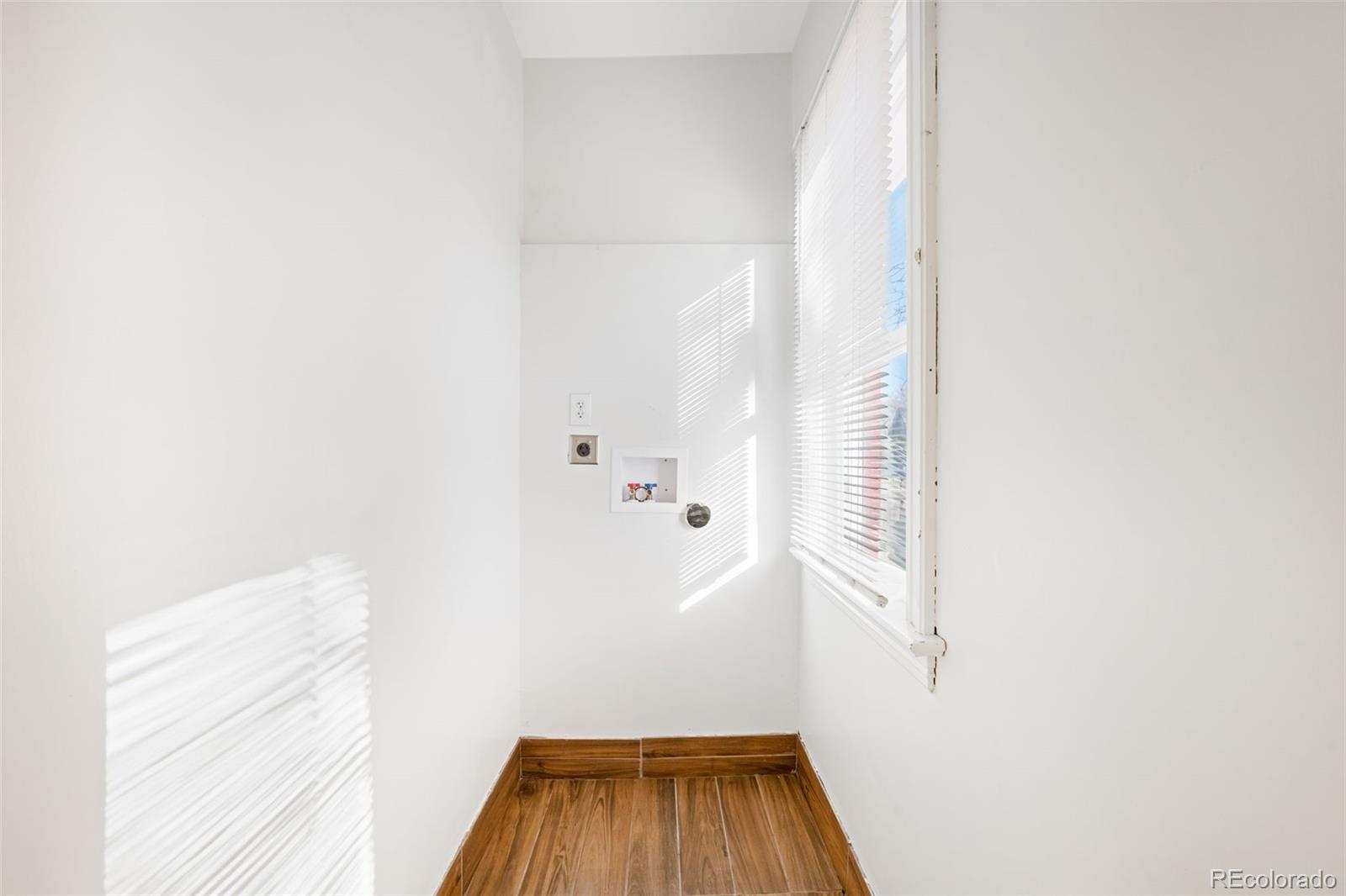 MLS Image #11 for 403 w 3rd avenue,denver, Colorado