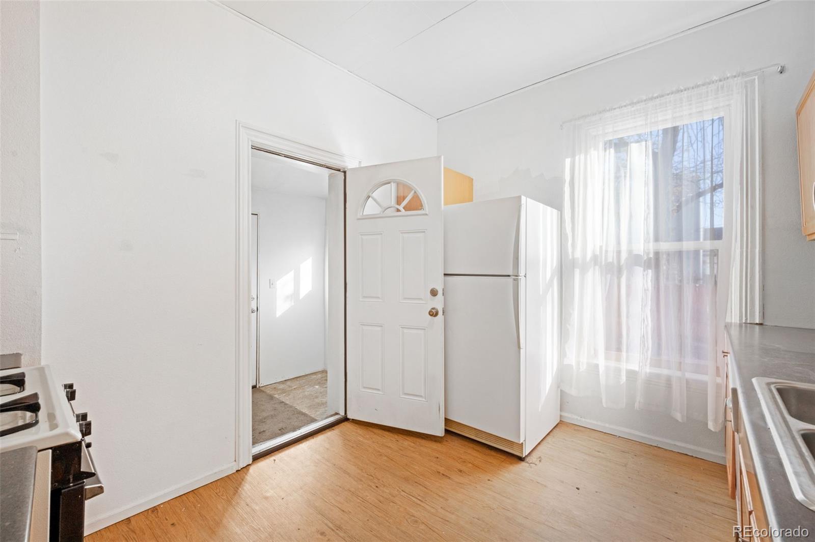 MLS Image #21 for 403 w 3rd avenue,denver, Colorado