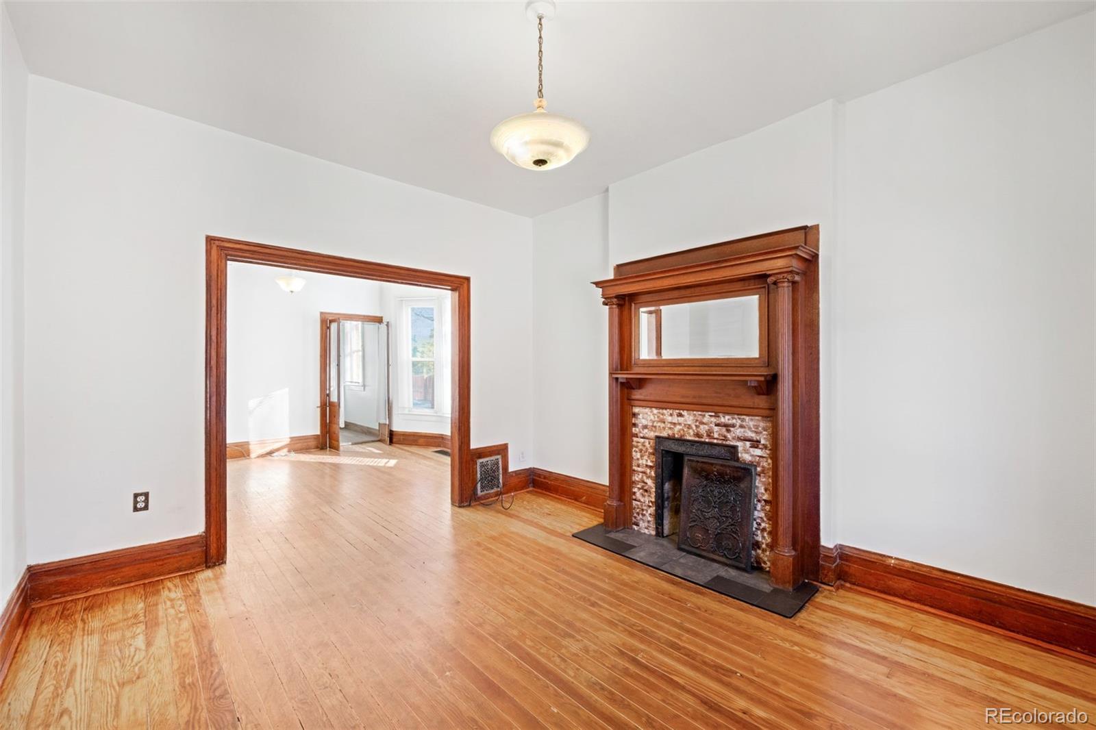MLS Image #6 for 403 w 3rd avenue,denver, Colorado