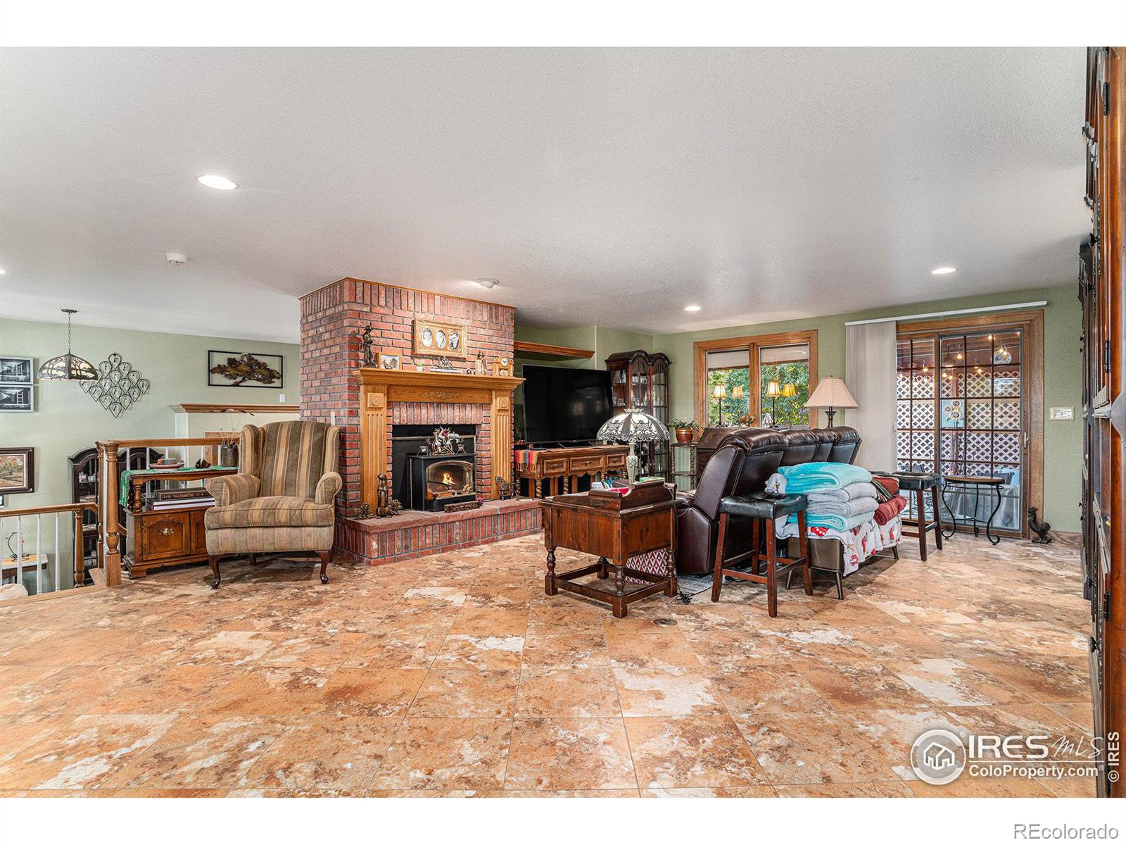 MLS Image #18 for 1019 w 30th street,loveland, Colorado