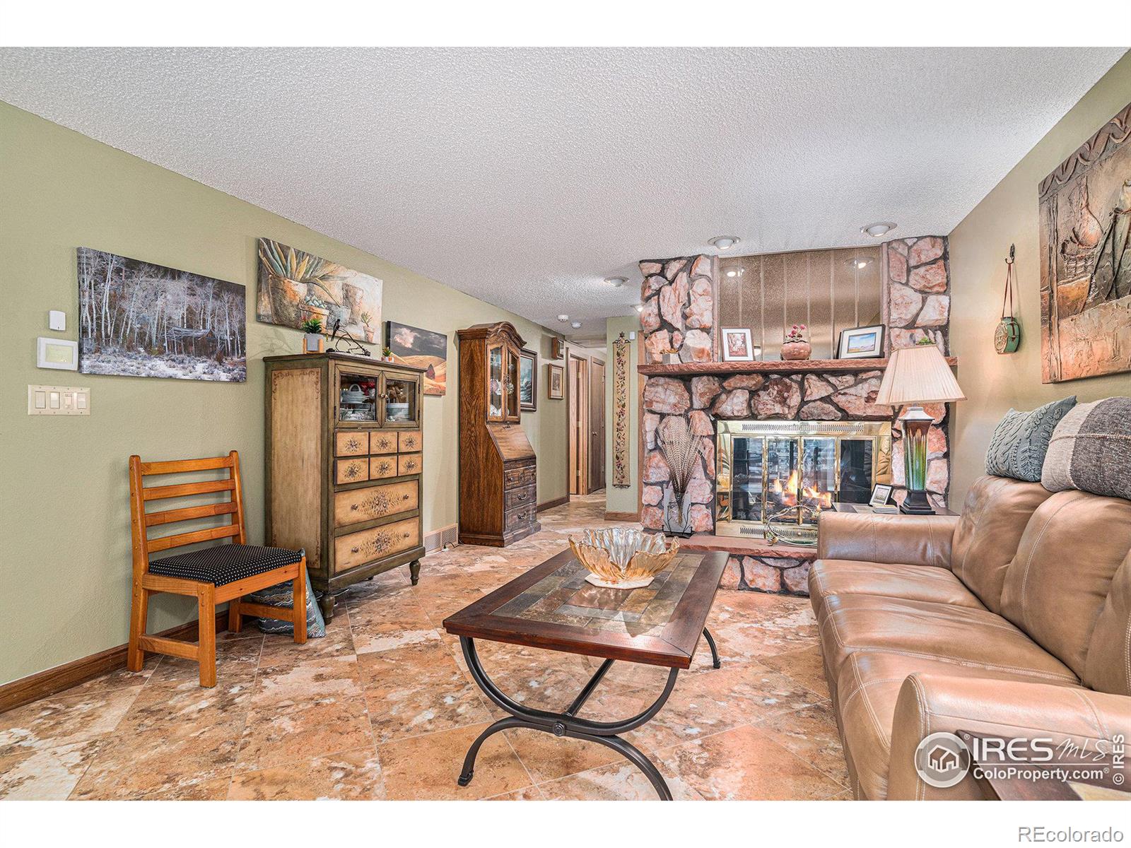 MLS Image #5 for 1019 w 30th street,loveland, Colorado