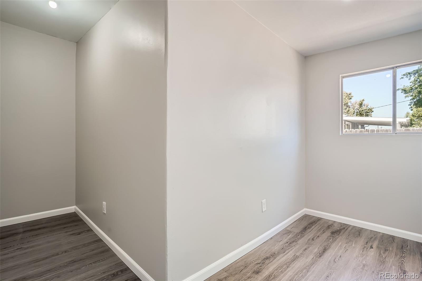 MLS Image #22 for 5520  shoshone street,denver, Colorado