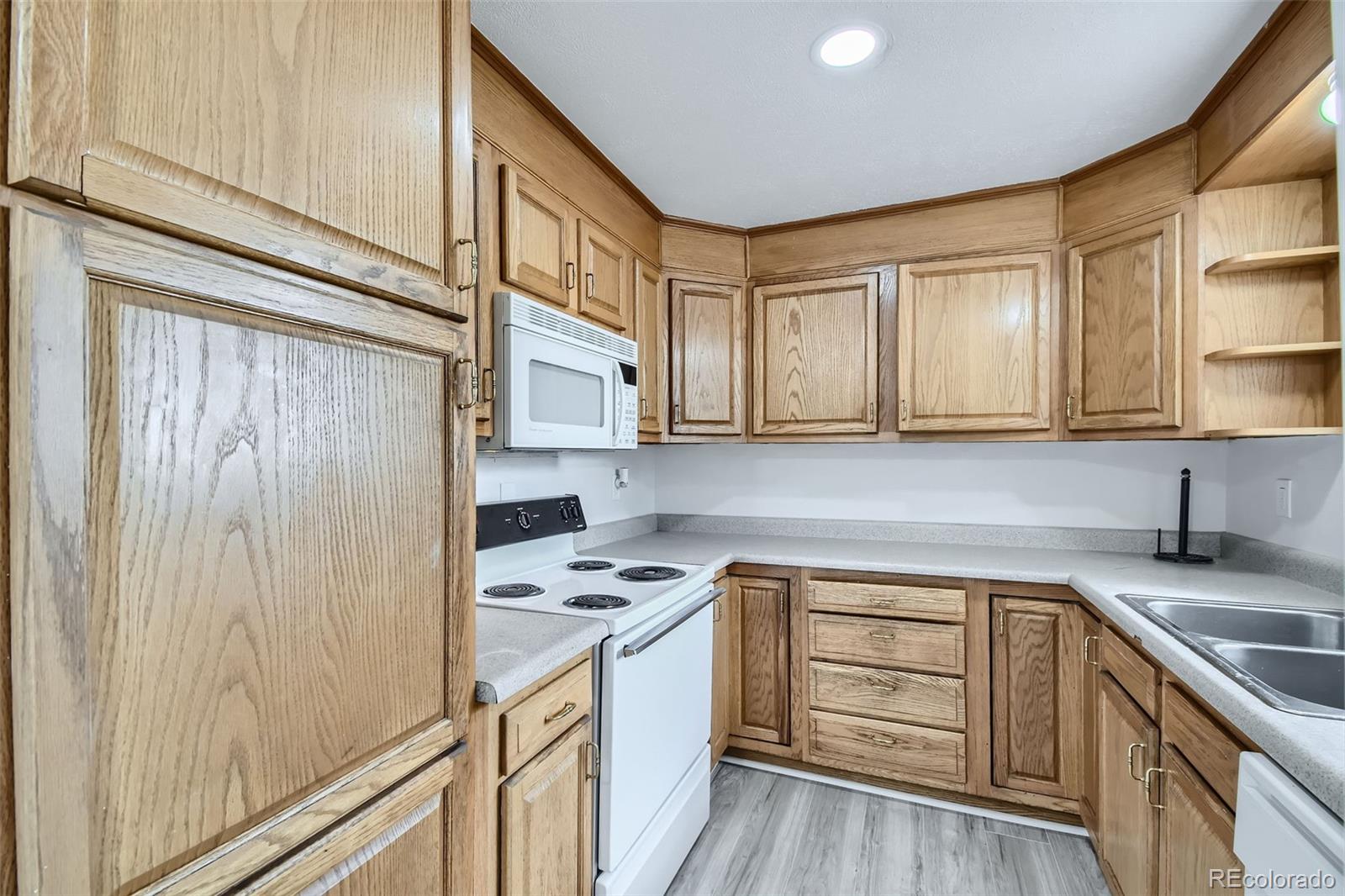 MLS Image #10 for 8326  conifer road,denver, Colorado