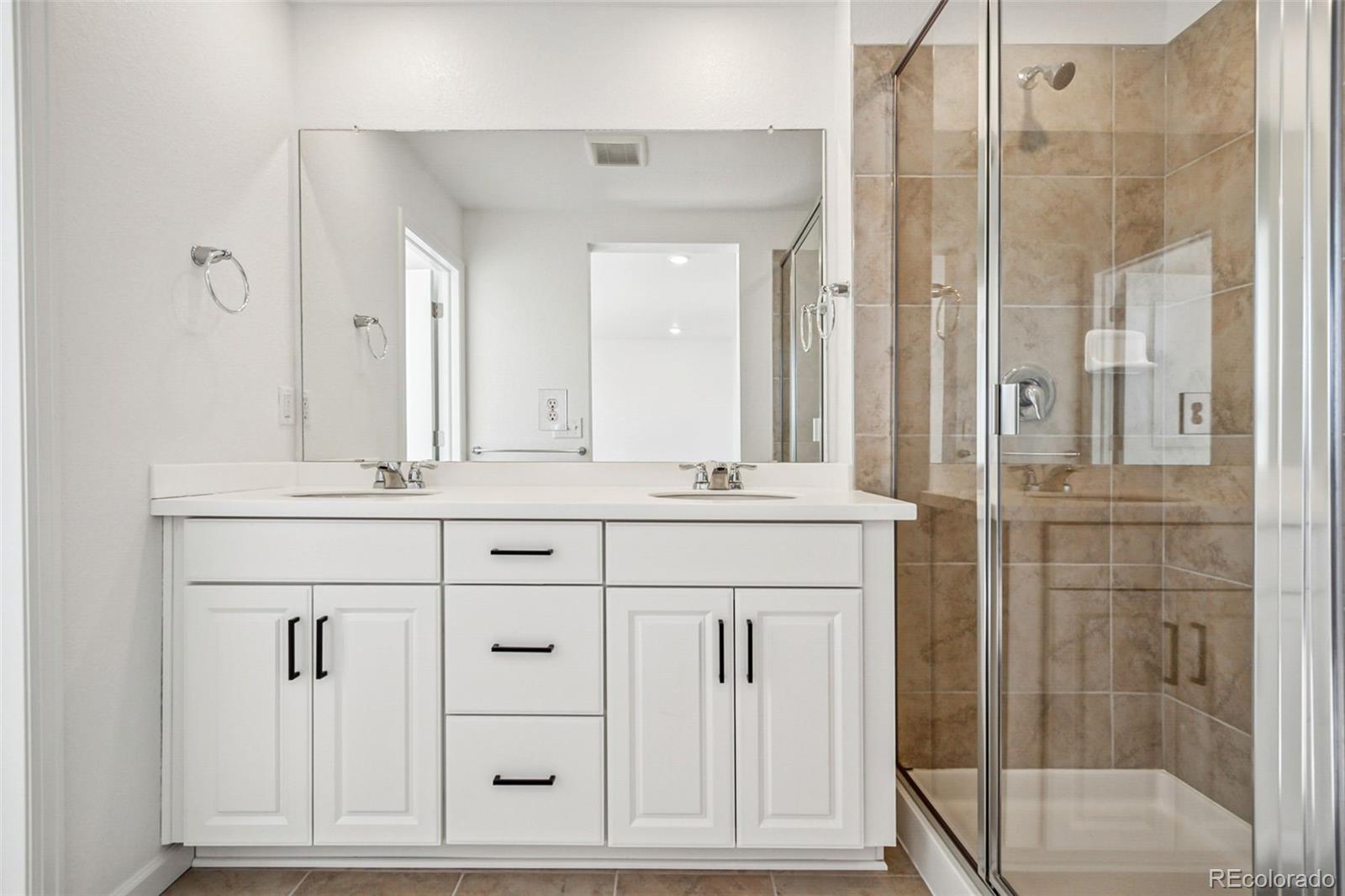 MLS Image #14 for 3315 n coolidge way,aurora, Colorado