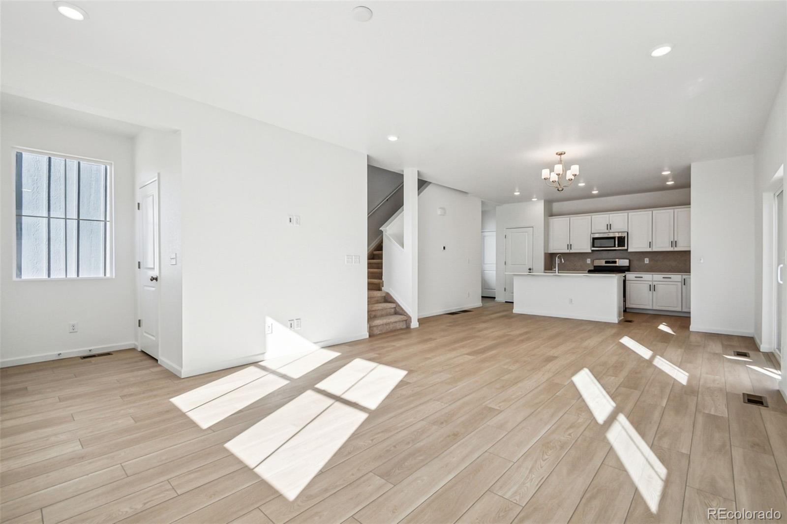 MLS Image #2 for 3315 n coolidge way,aurora, Colorado