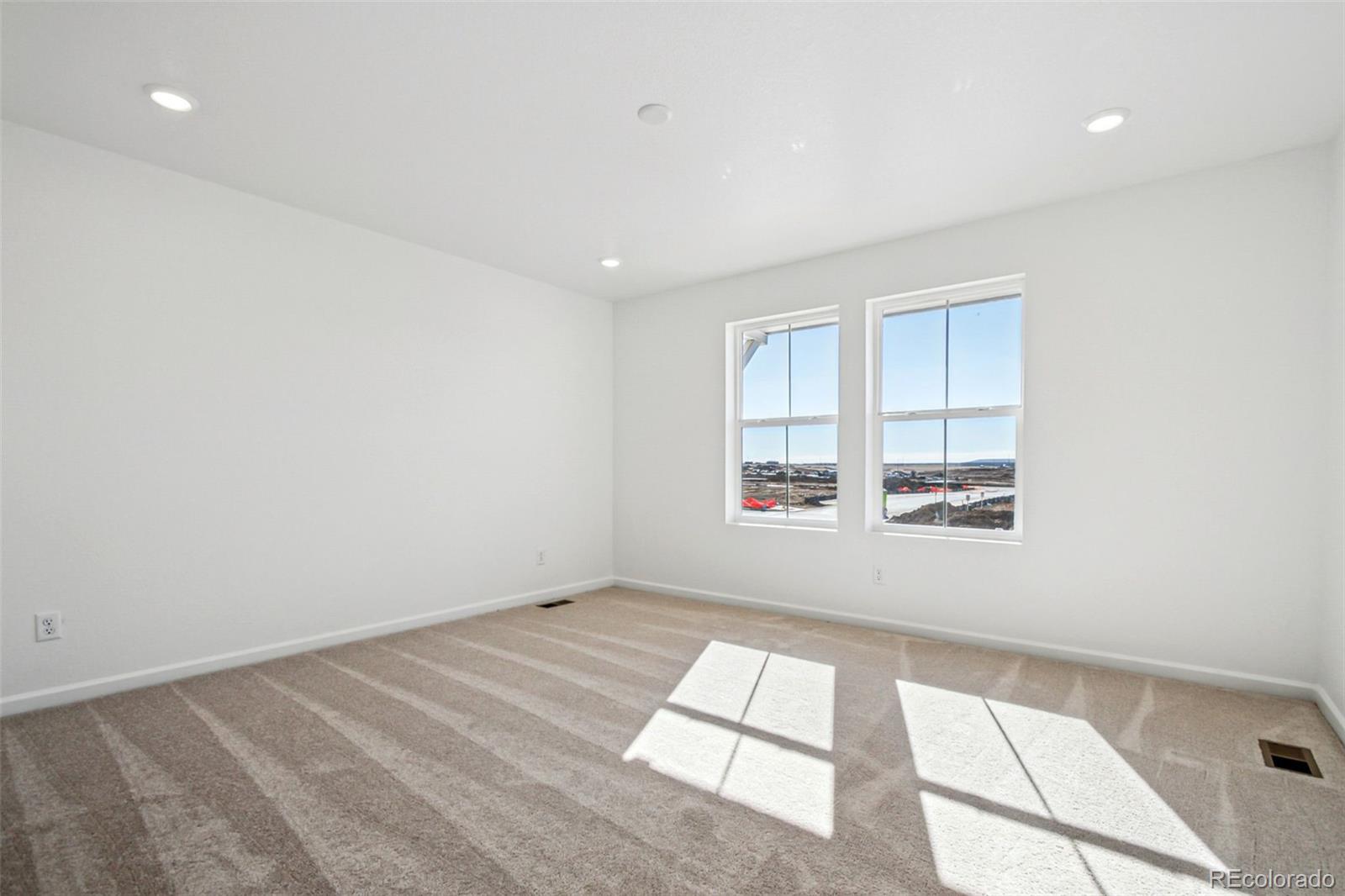 MLS Image #3 for 3315 n coolidge way,aurora, Colorado