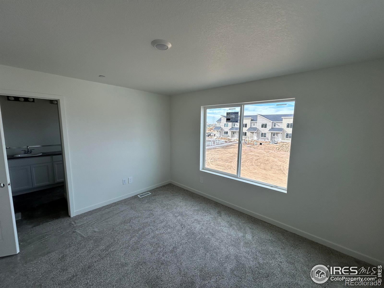 MLS Image #6 for 3901  cascades street,evans, Colorado