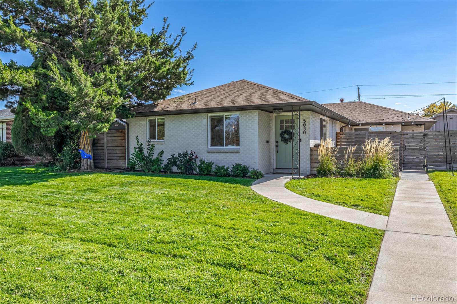 MLS Image #4 for 5030 e 33rd avenue,denver, Colorado