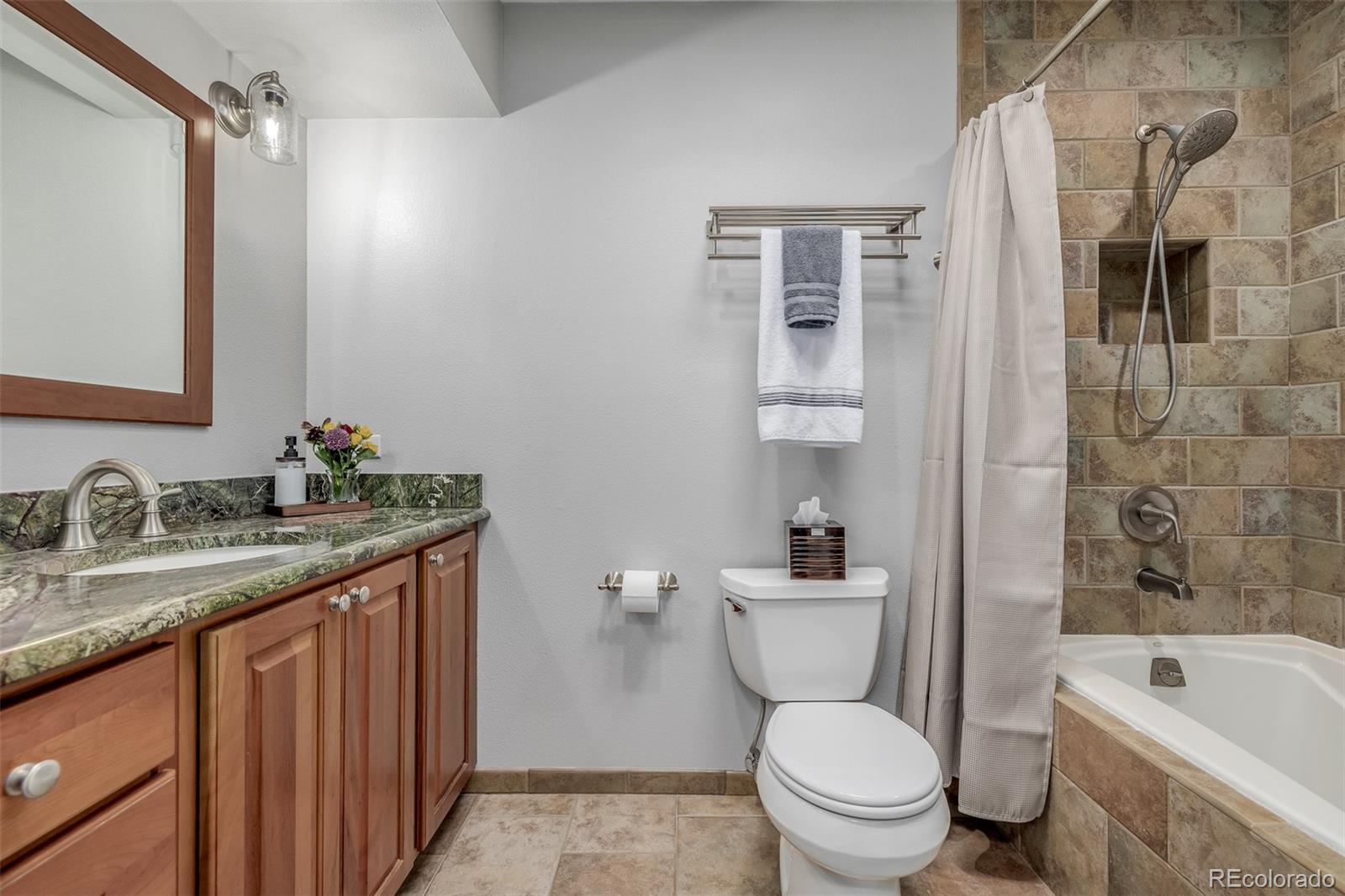 MLS Image #28 for 7350 s liverpool street,centennial, Colorado