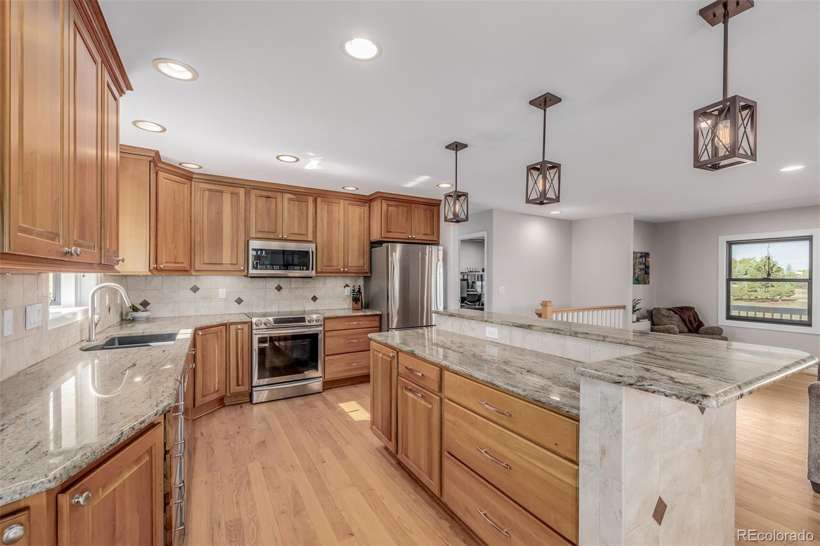 MLS Image #3 for 7350 s liverpool street,centennial, Colorado