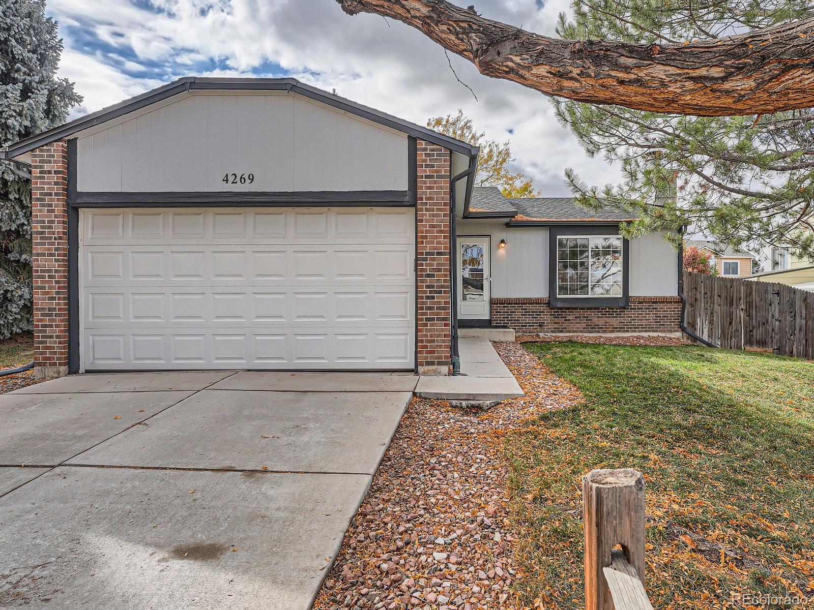 MLS Image #2 for 4269 s argonne street,aurora, Colorado