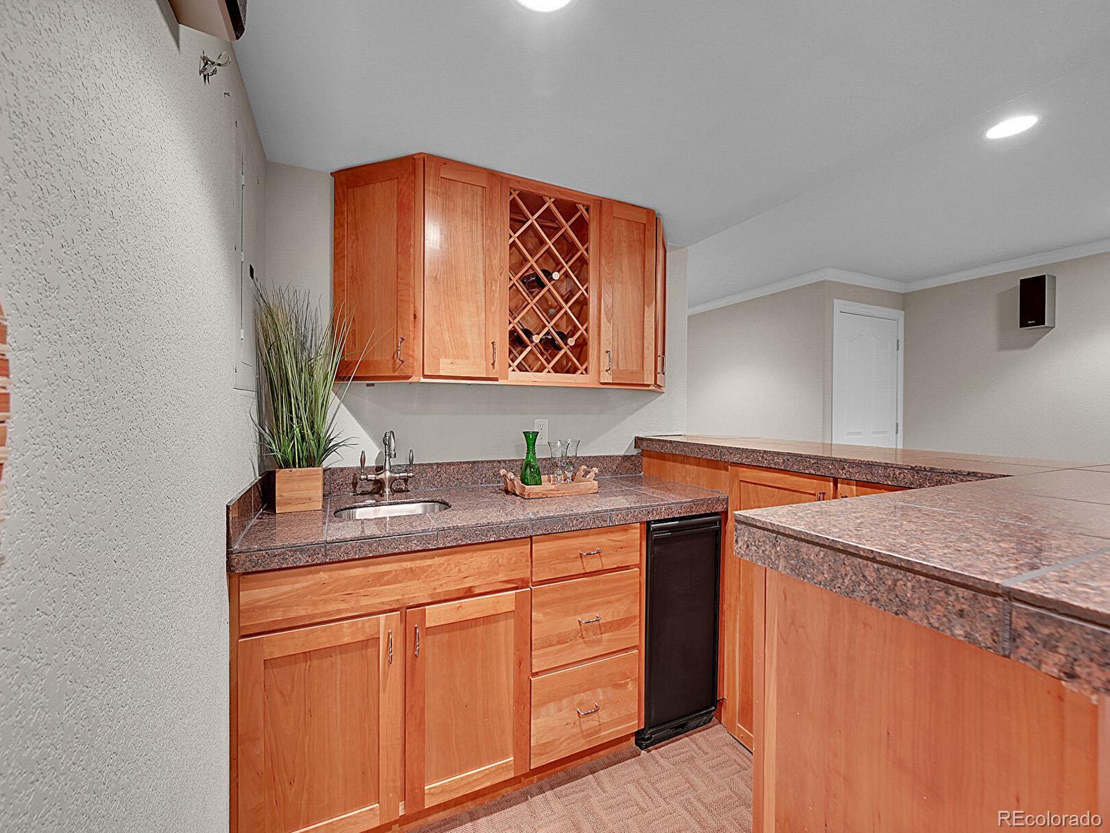 MLS Image #33 for 265 s monroe street,denver, Colorado