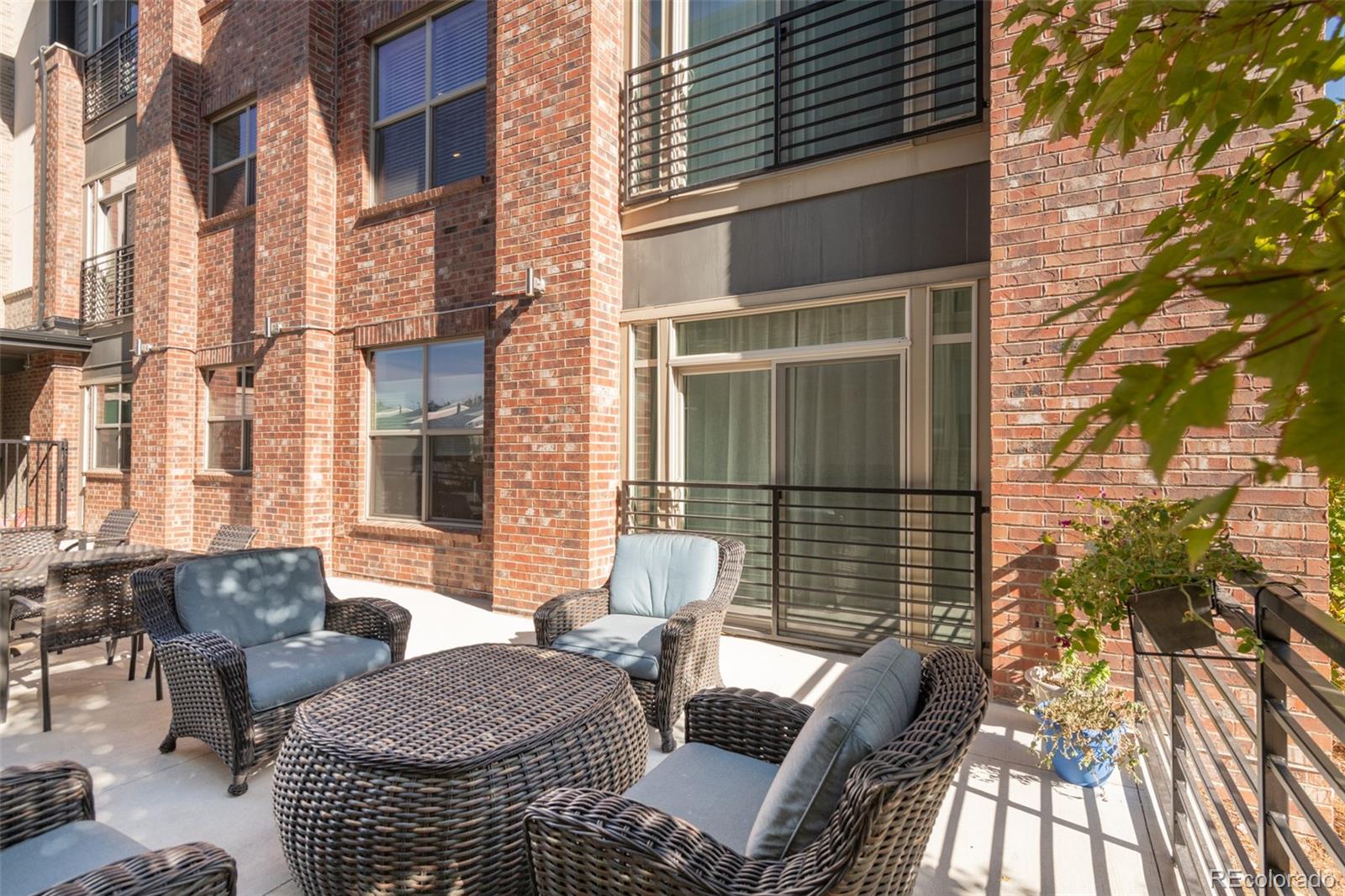 MLS Image #40 for 155 s monaco parkway,denver, Colorado