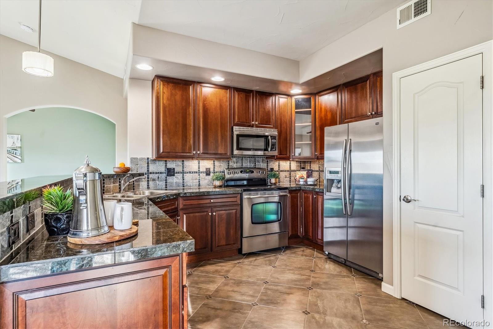 MLS Image #3 for 11394  xavier drive,westminster, Colorado