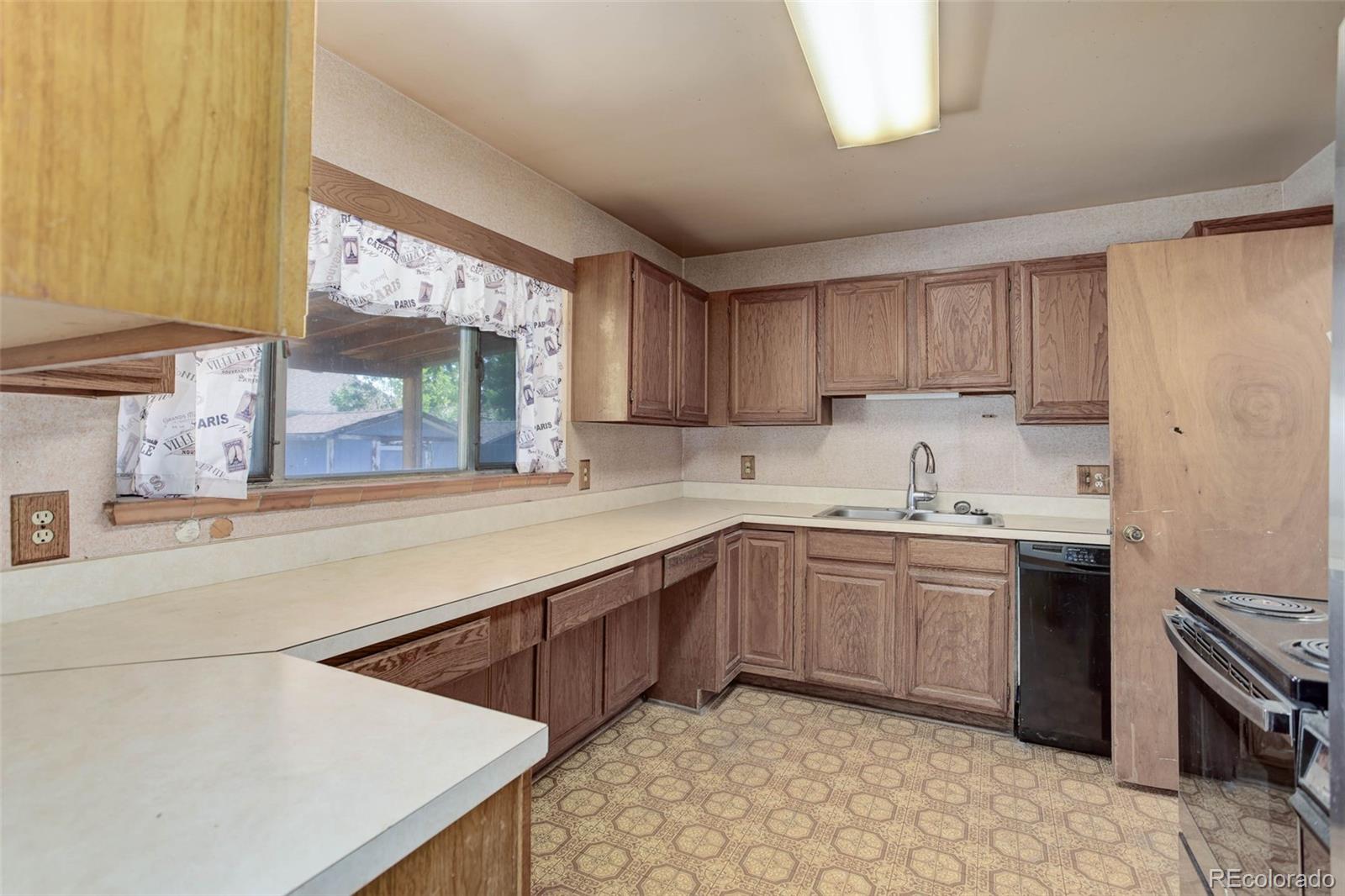 MLS Image #13 for 1450 s winona way,denver, Colorado