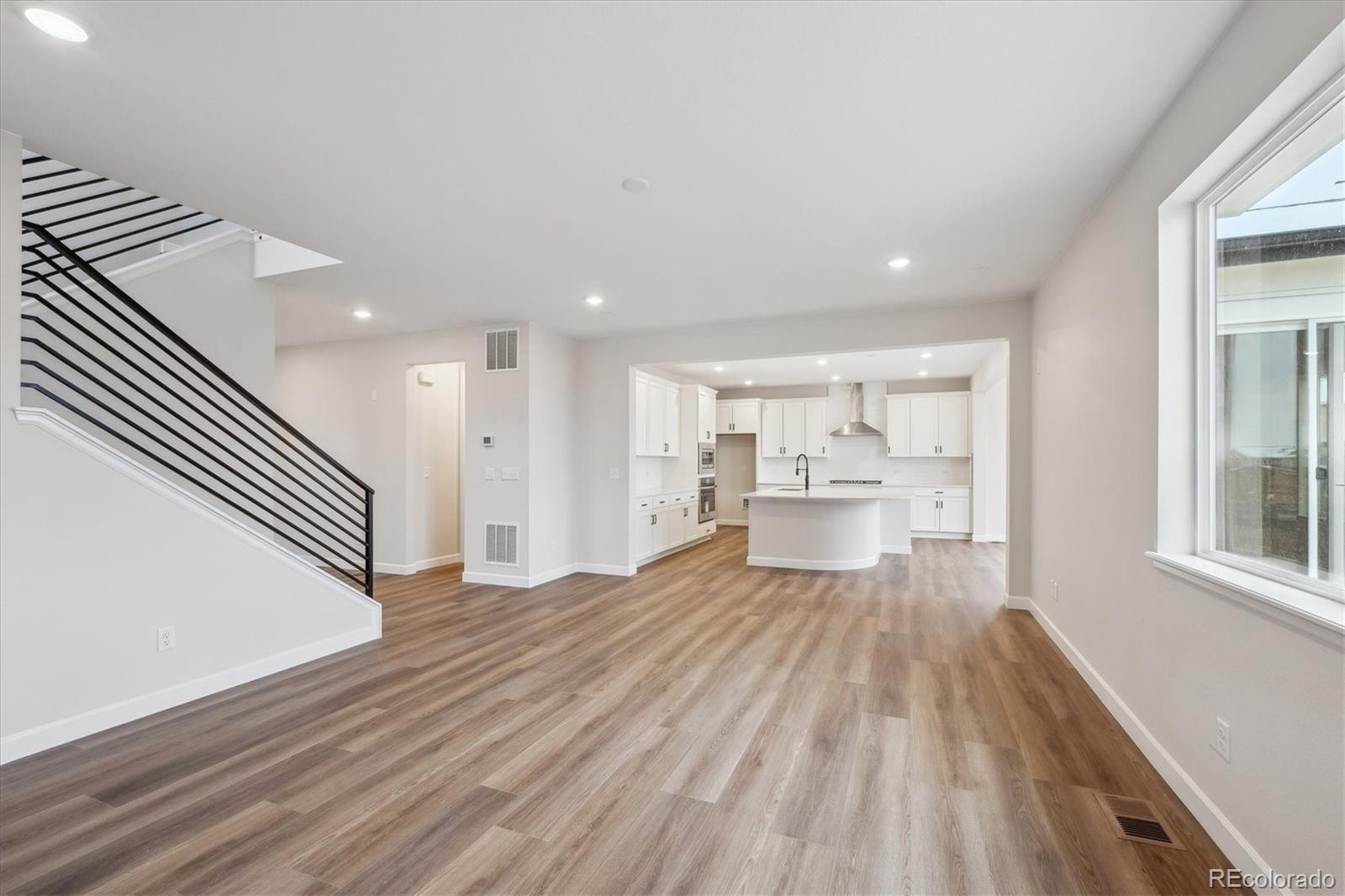 MLS Image #4 for 5549  riverbend avenue,firestone, Colorado
