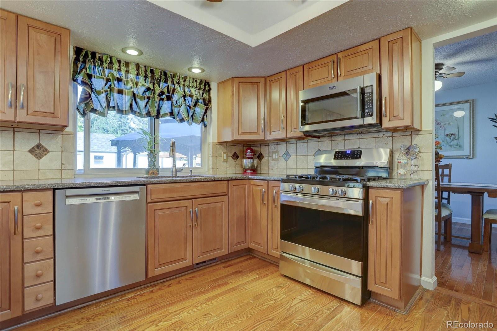 MLS Image #12 for 1351 e dry creek place,centennial, Colorado