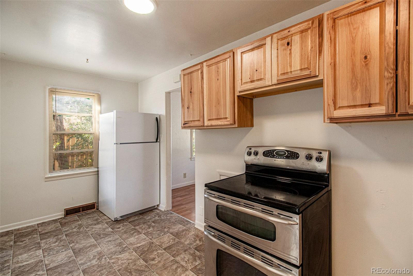 MLS Image #5 for 1224  macon street,aurora, Colorado