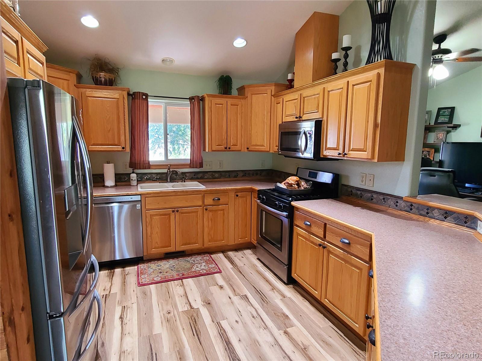 MLS Image #3 for 68721  overland drive,montrose, Colorado