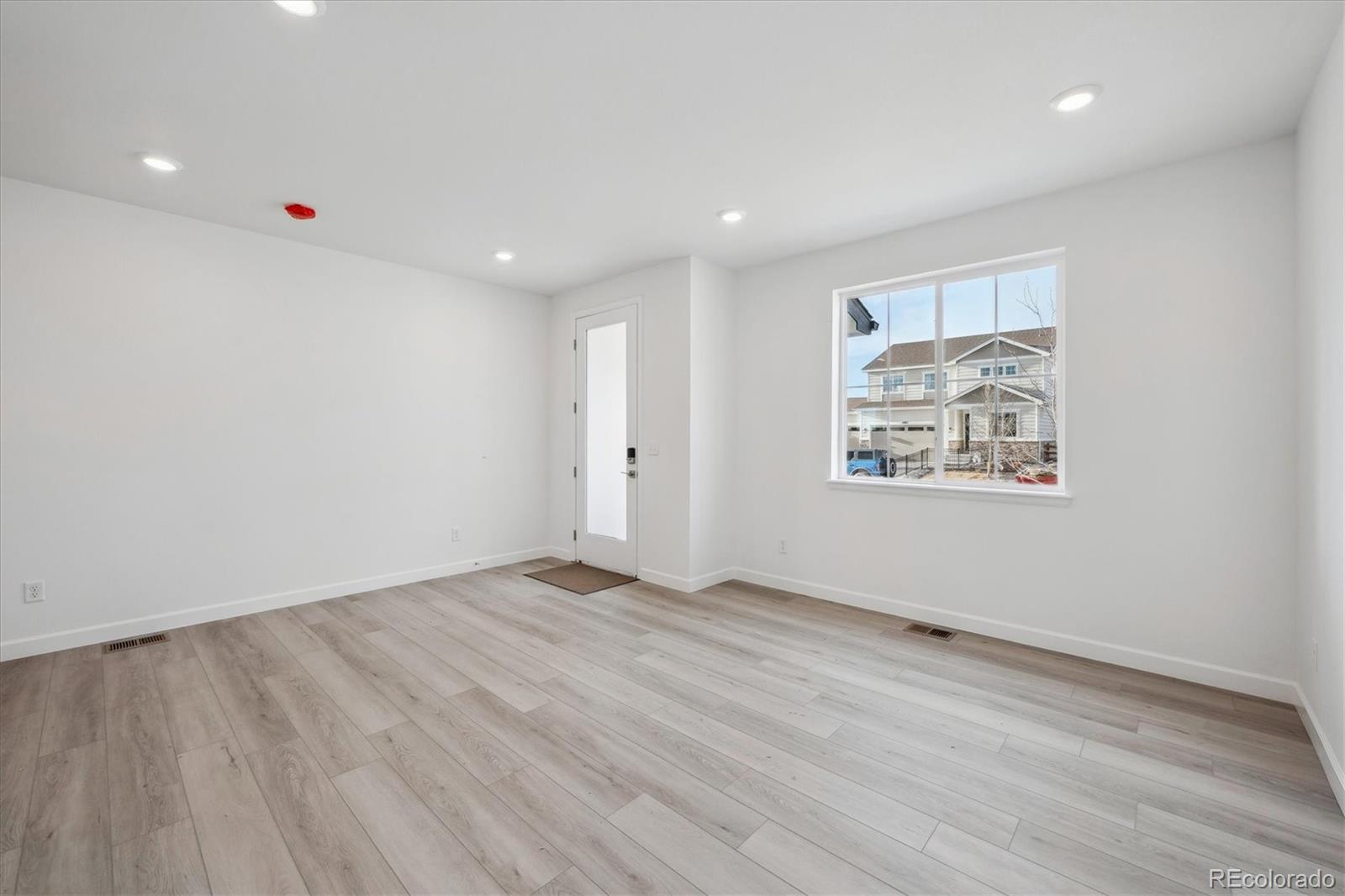 MLS Image #2 for 6986 e 126th place,thornton, Colorado