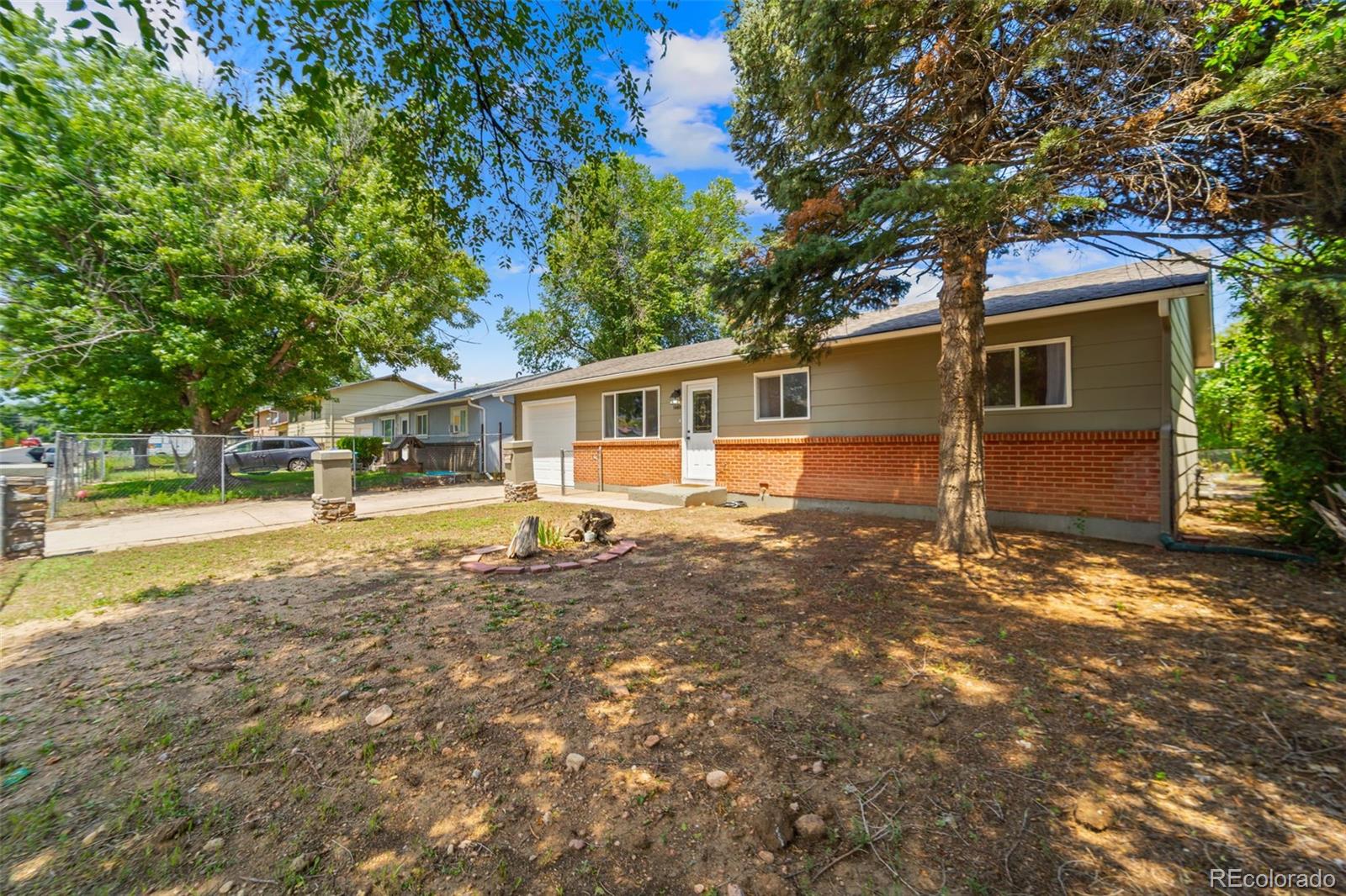 MLS Image #2 for 1663  maxwell street,colorado springs, Colorado