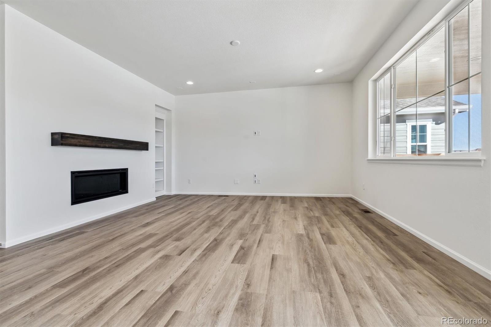 MLS Image #15 for 674  penn road,elizabeth, Colorado