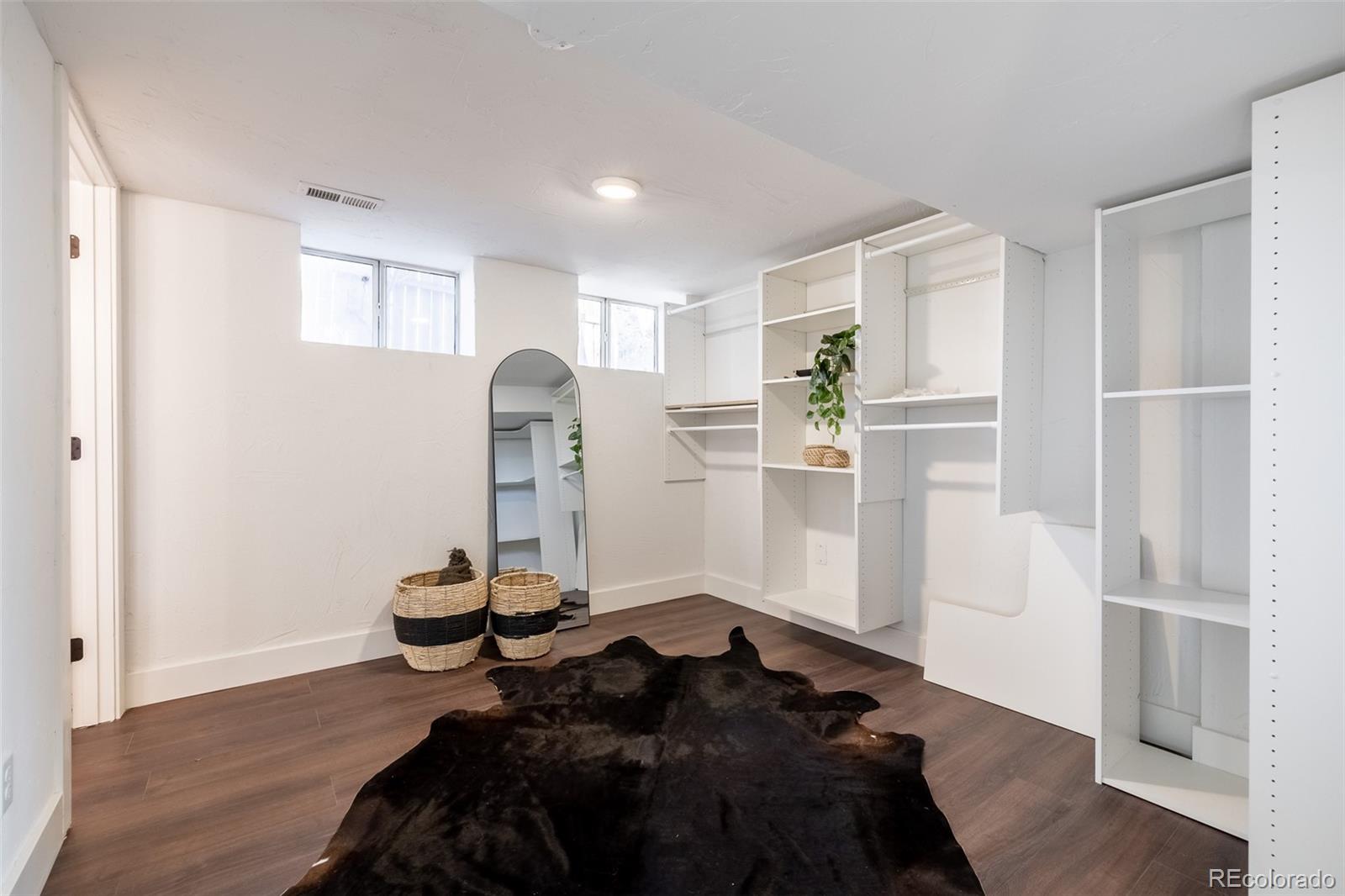 MLS Image #16 for 1525  ulster street,denver, Colorado