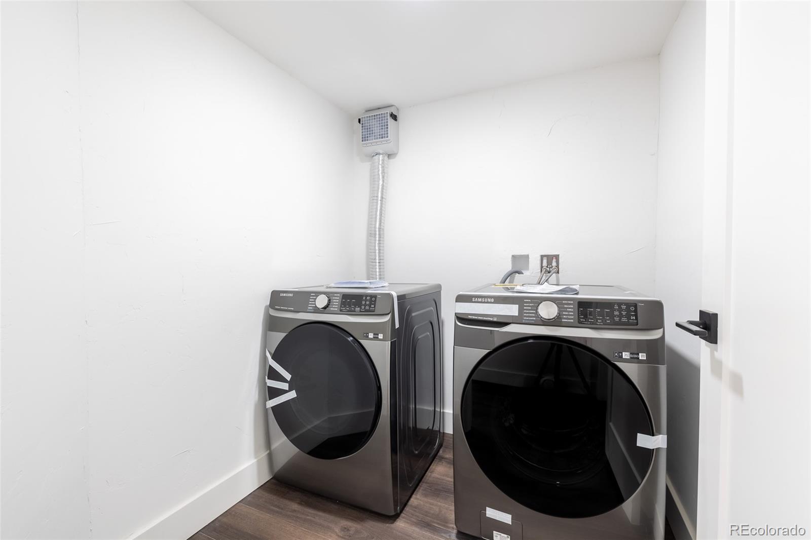 MLS Image #19 for 1525  ulster street,denver, Colorado