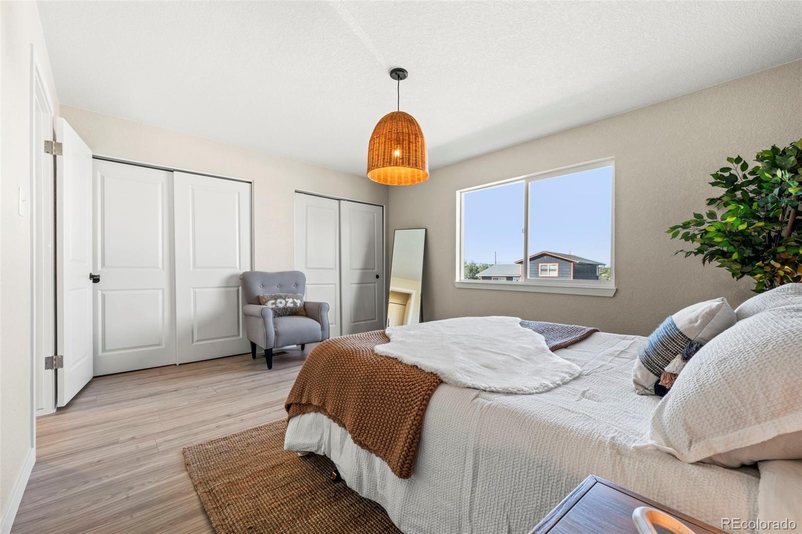 MLS Image #18 for 2220 e 83rd place,denver, Colorado