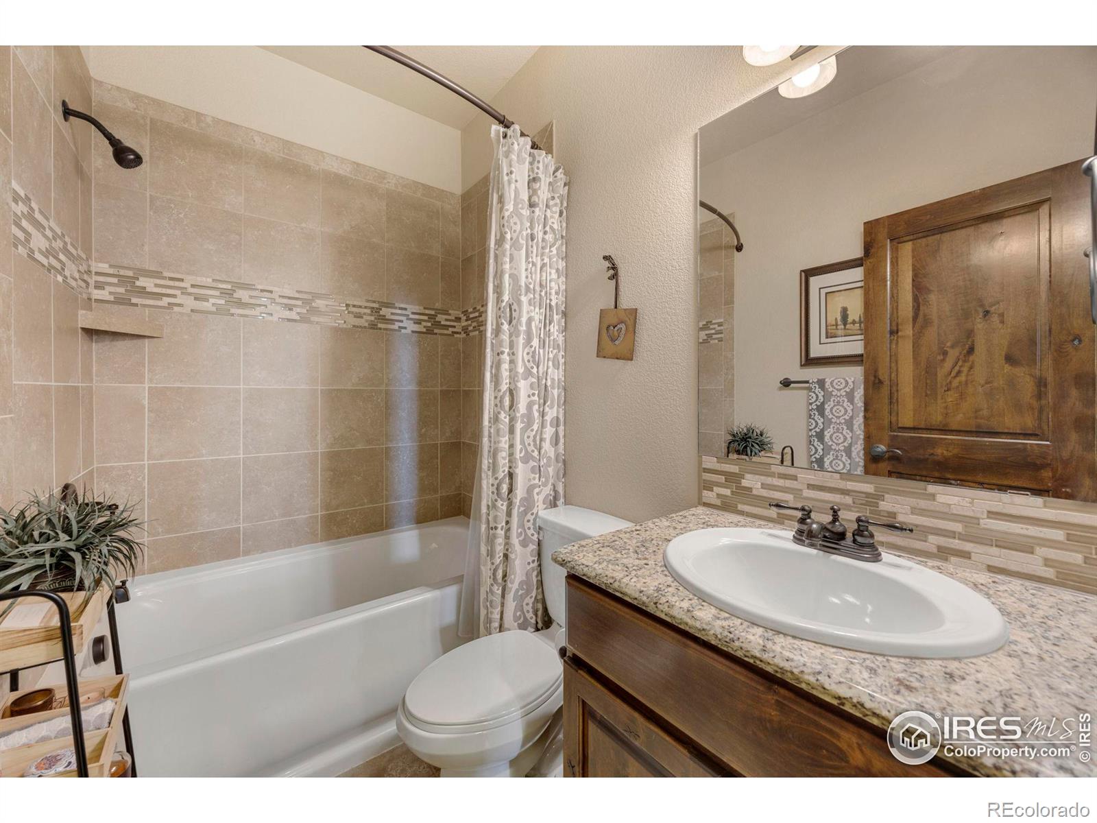 MLS Image #16 for 158  two moons drive,loveland, Colorado