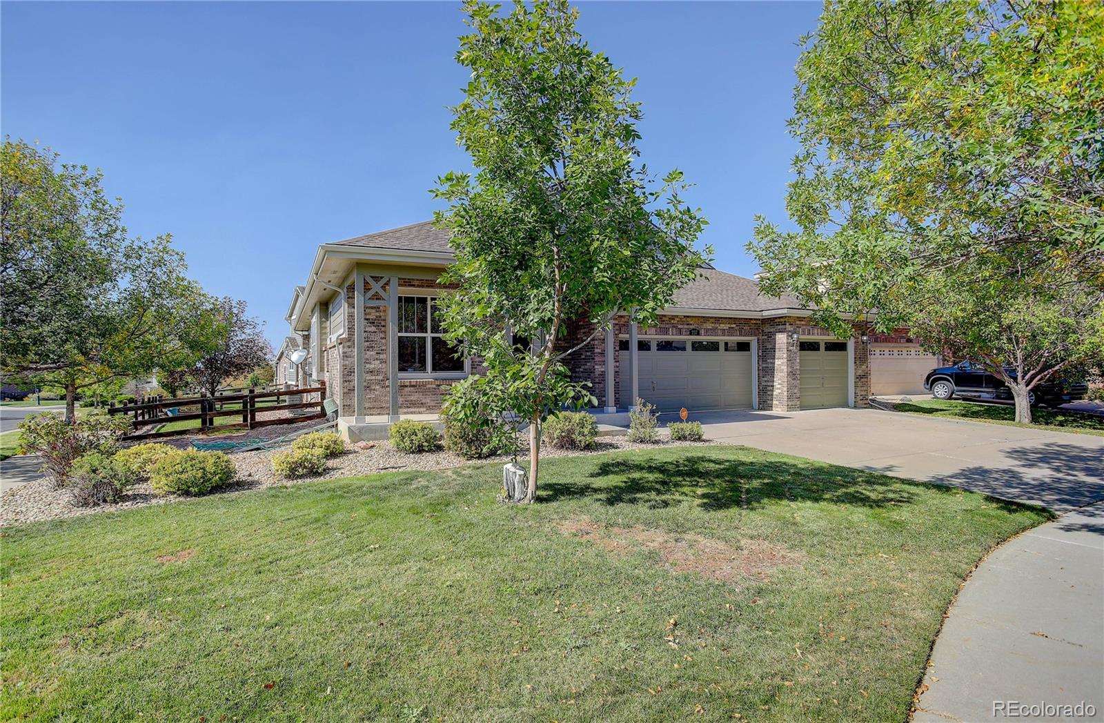 MLS Image #2 for 237 n coolidge way,aurora, Colorado