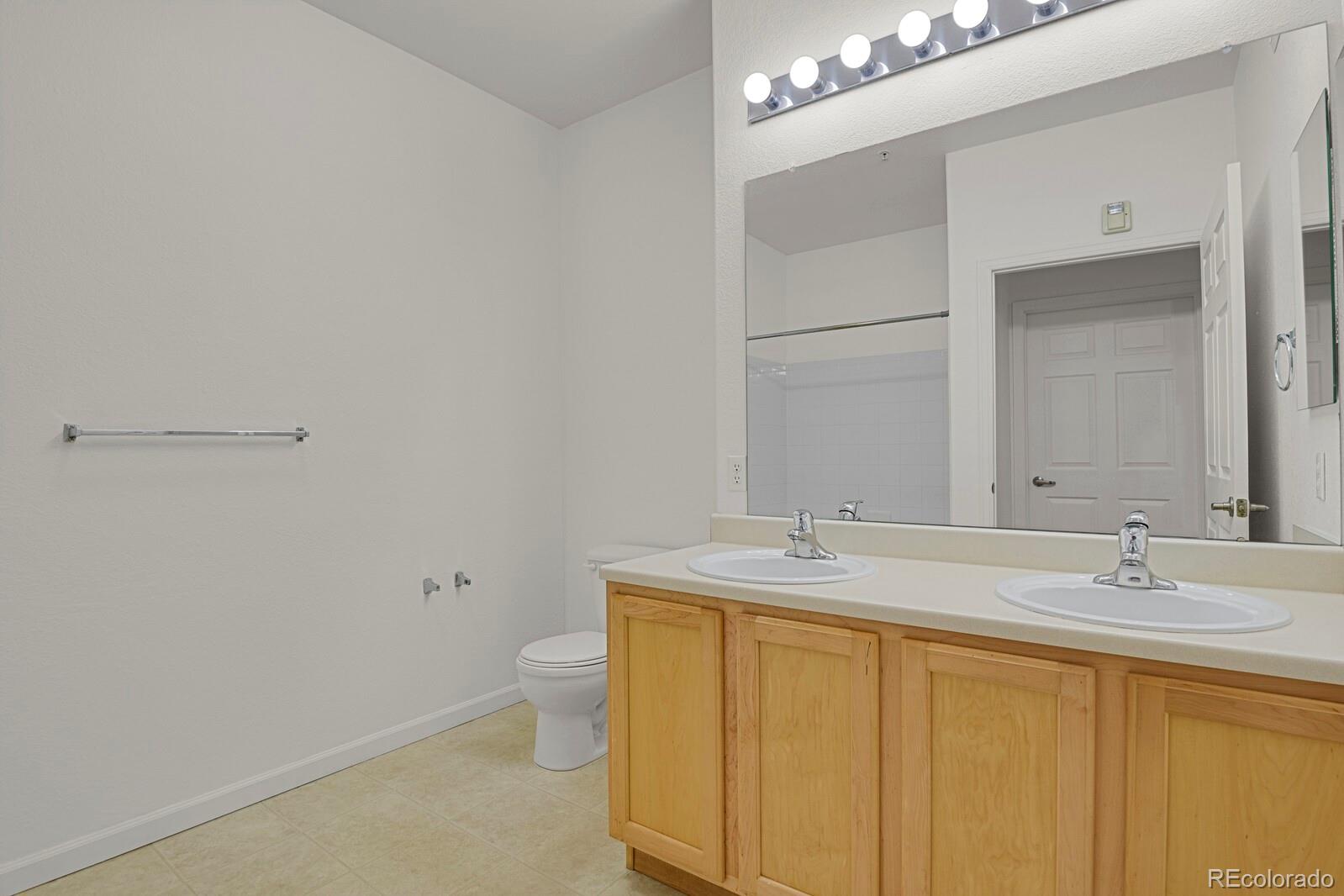 MLS Image #21 for 5255  memphis street,denver, Colorado