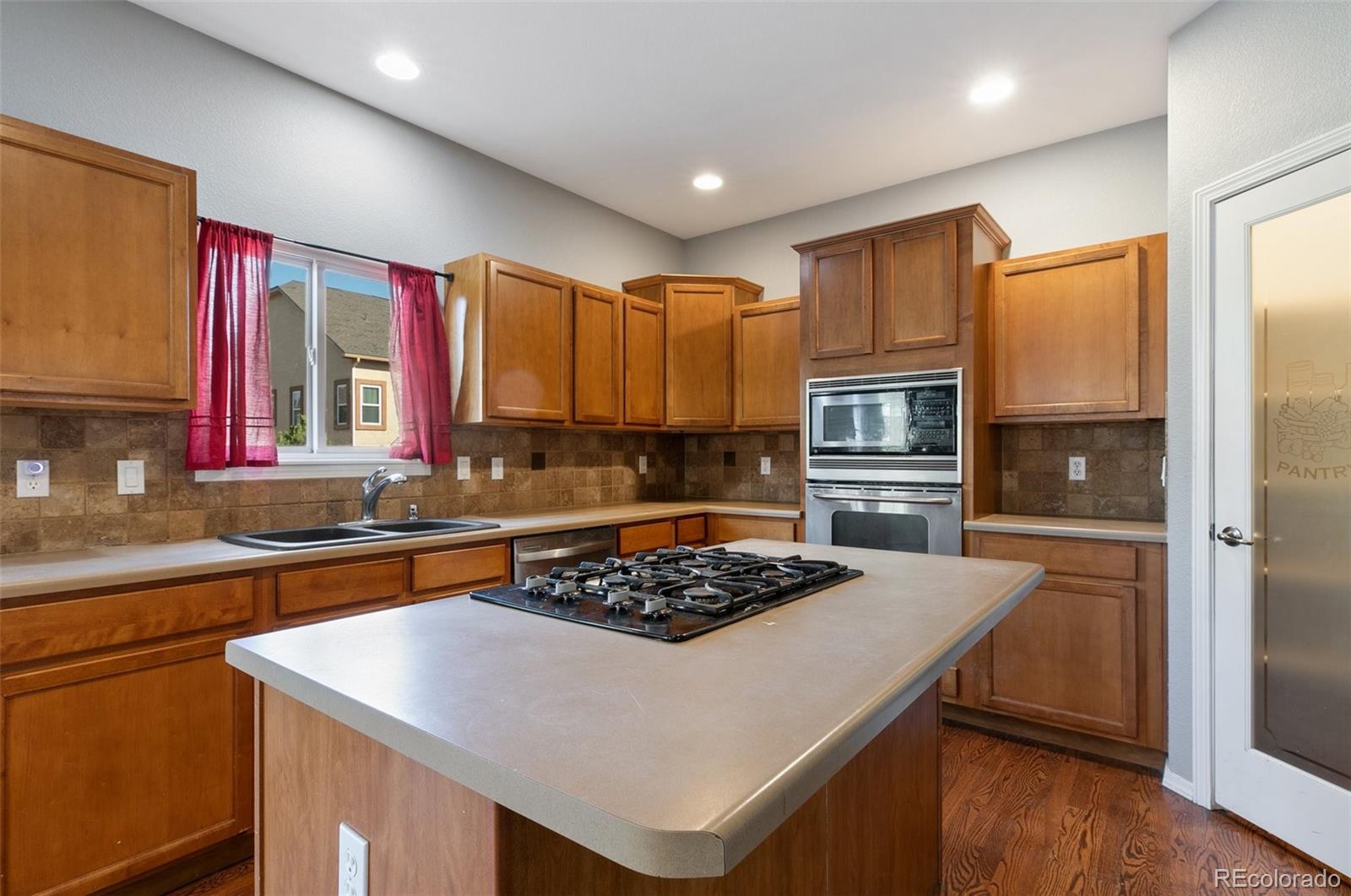 MLS Image #10 for 8882  stony creek drive,colorado springs, Colorado