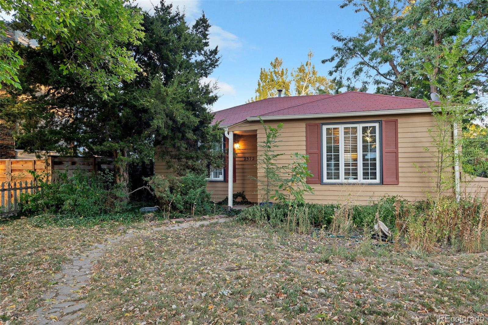 MLS Image #13 for 2572 s vine street,denver, Colorado