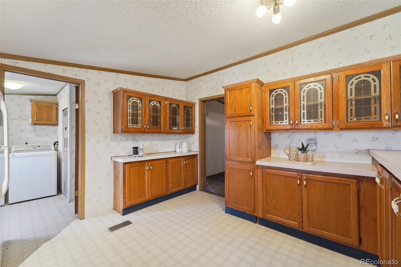 MLS Image #11 for 15644  mary avenue,fort lupton, Colorado