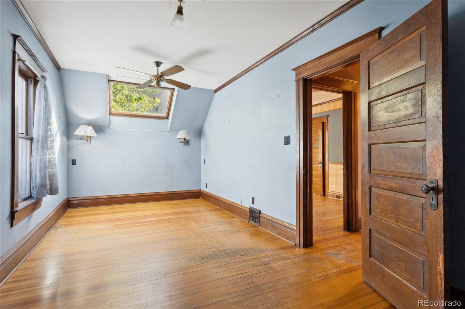 MLS Image #28 for 474 n logan street,denver, Colorado