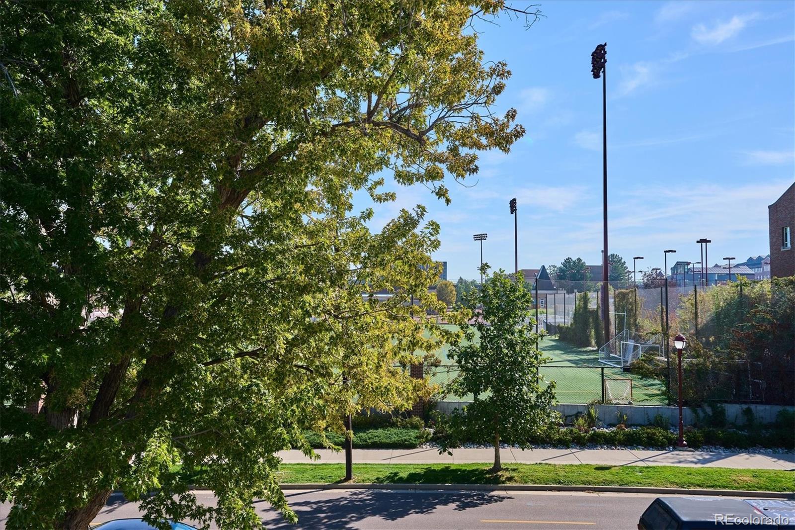 MLS Image #26 for 1951 s high street,denver, Colorado