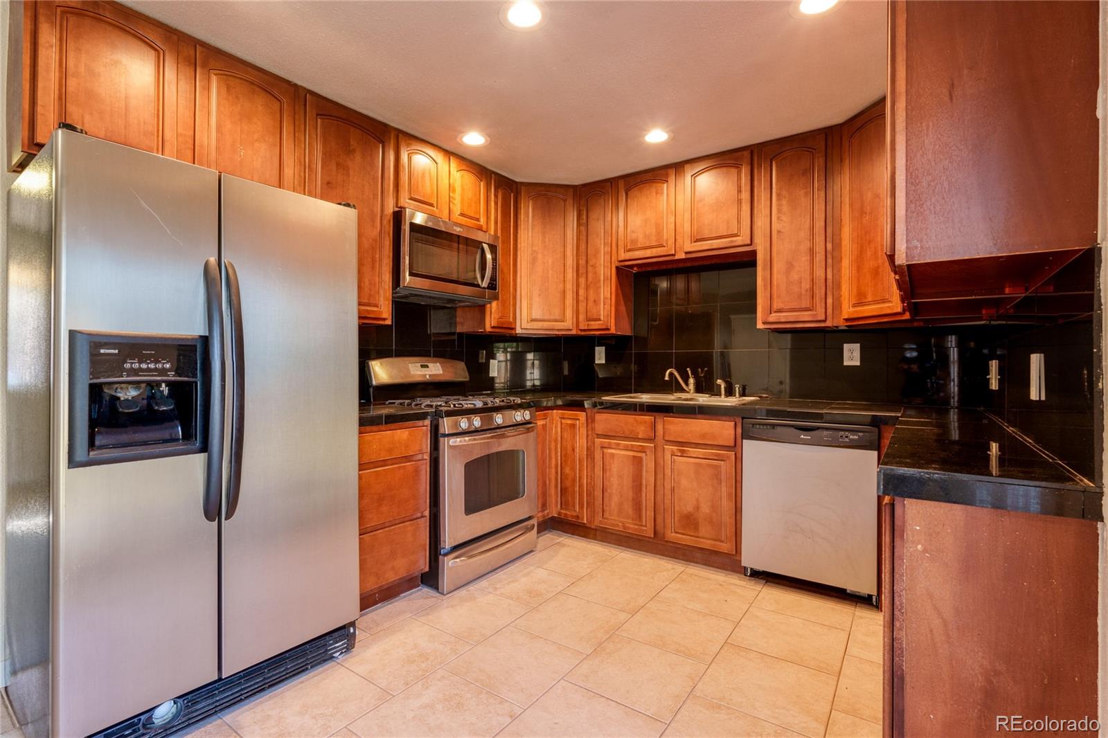 MLS Image #12 for 14663  march drive,denver, Colorado