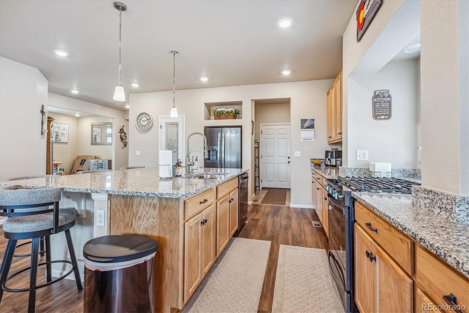 MLS Image #9 for 164 n oak hill way,aurora, Colorado