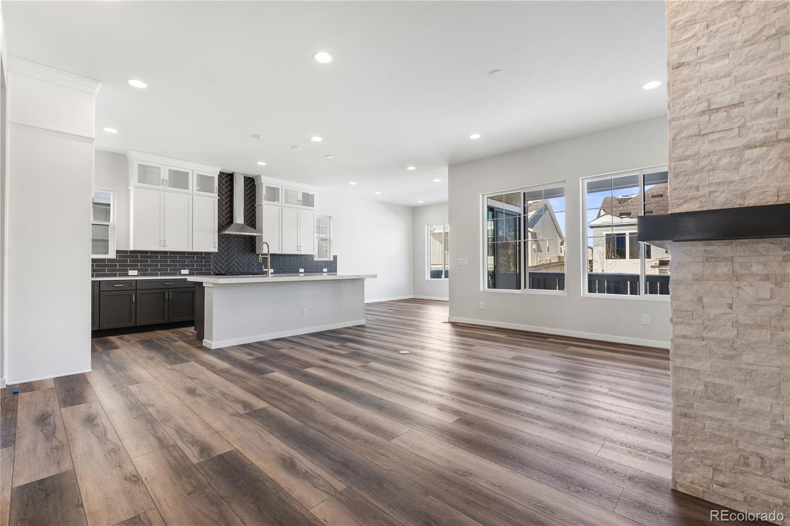 MLS Image #3 for 9688  winterset circle,littleton, Colorado