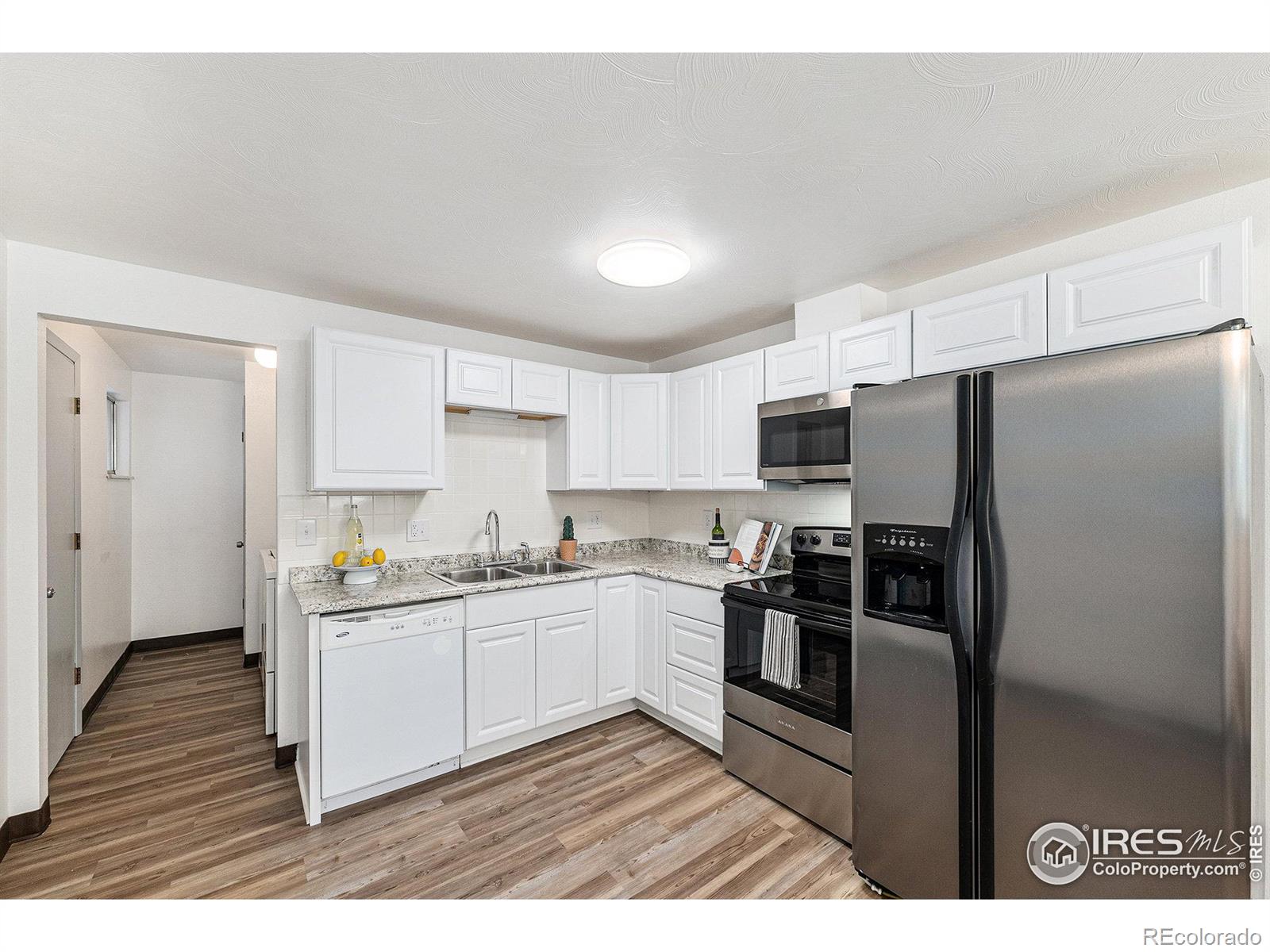 MLS Image #6 for 817  hubbard drive,longmont, Colorado