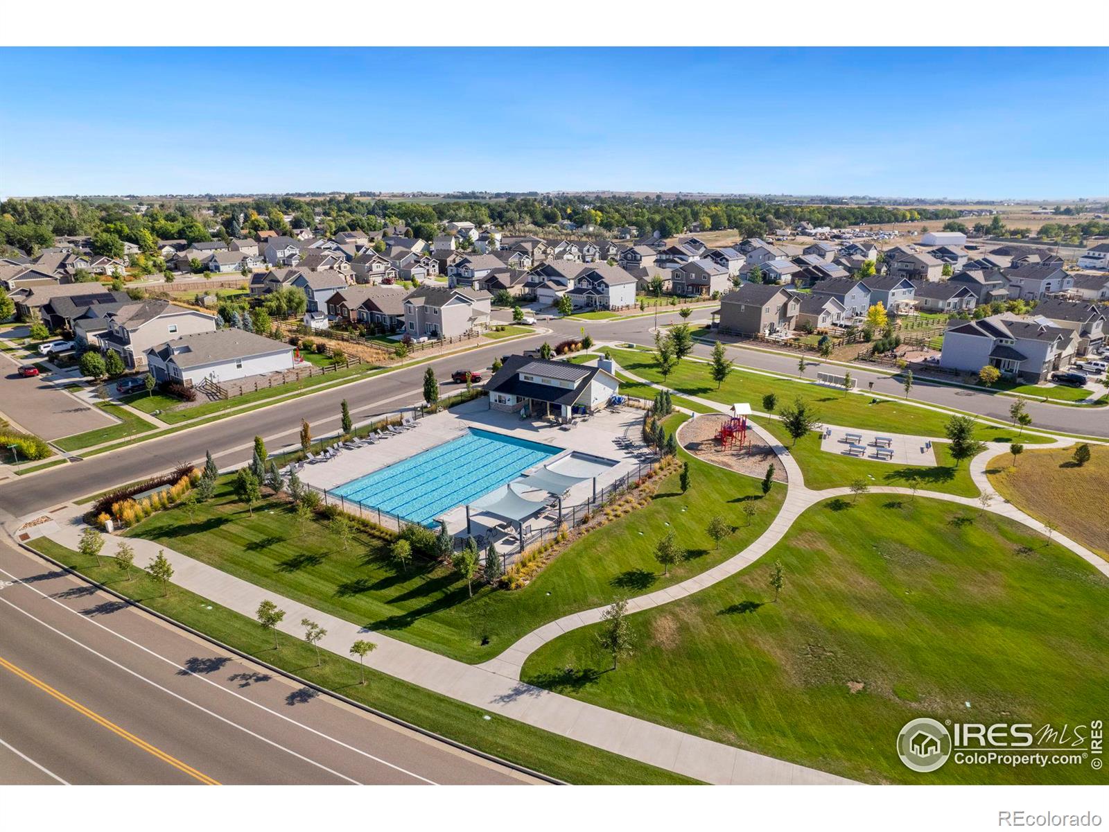 MLS Image #24 for 923  canyonlands street,berthoud, Colorado