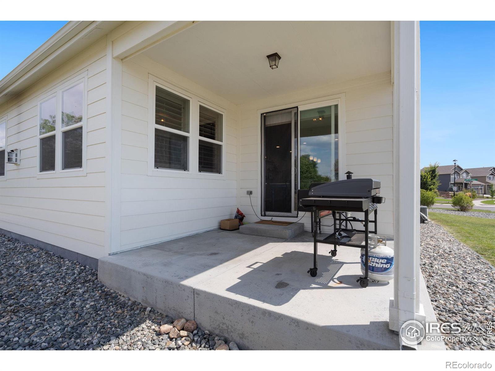 MLS Image #27 for 923  canyonlands street,berthoud, Colorado