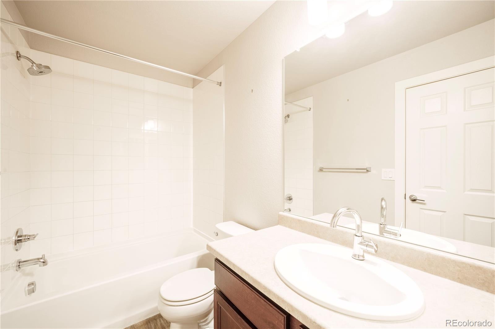 MLS Image #19 for 16020 e warner place,denver, Colorado