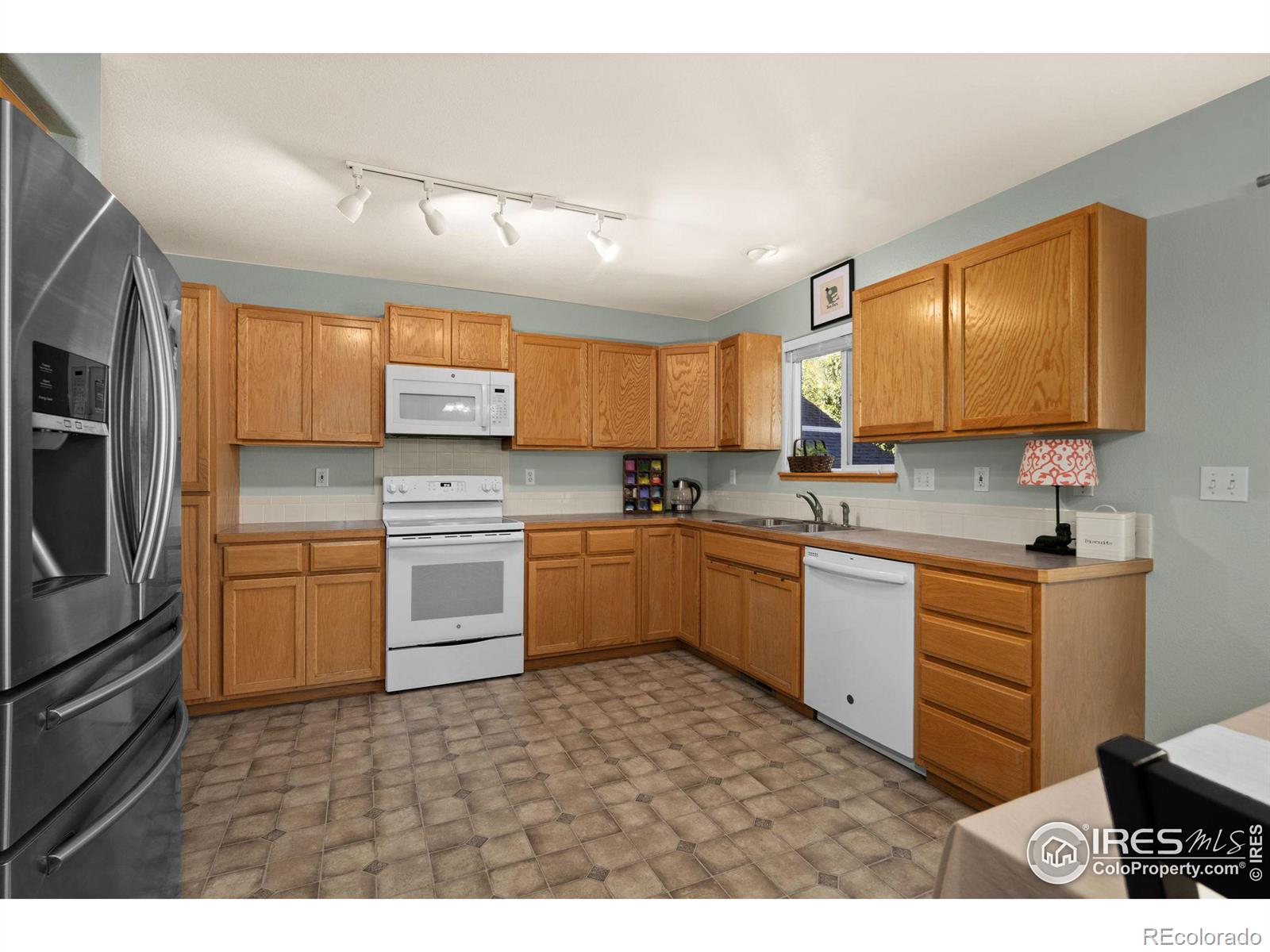 MLS Image #11 for 329  blue azurite avenue,loveland, Colorado