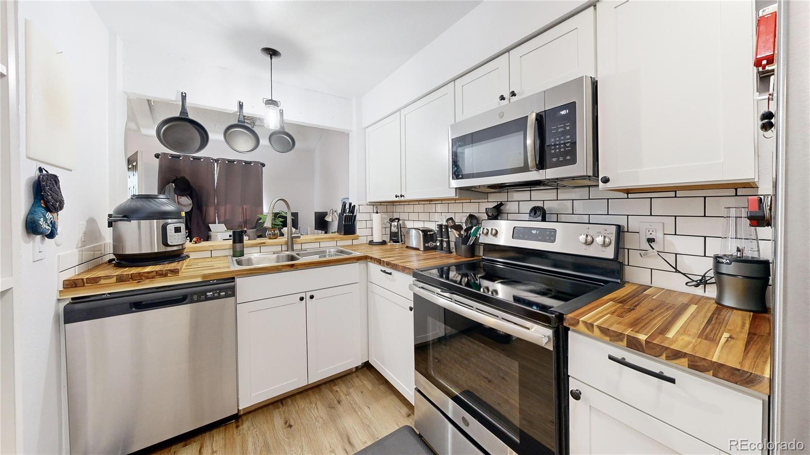 MLS Image #1 for 1242 s crystal way,aurora, Colorado
