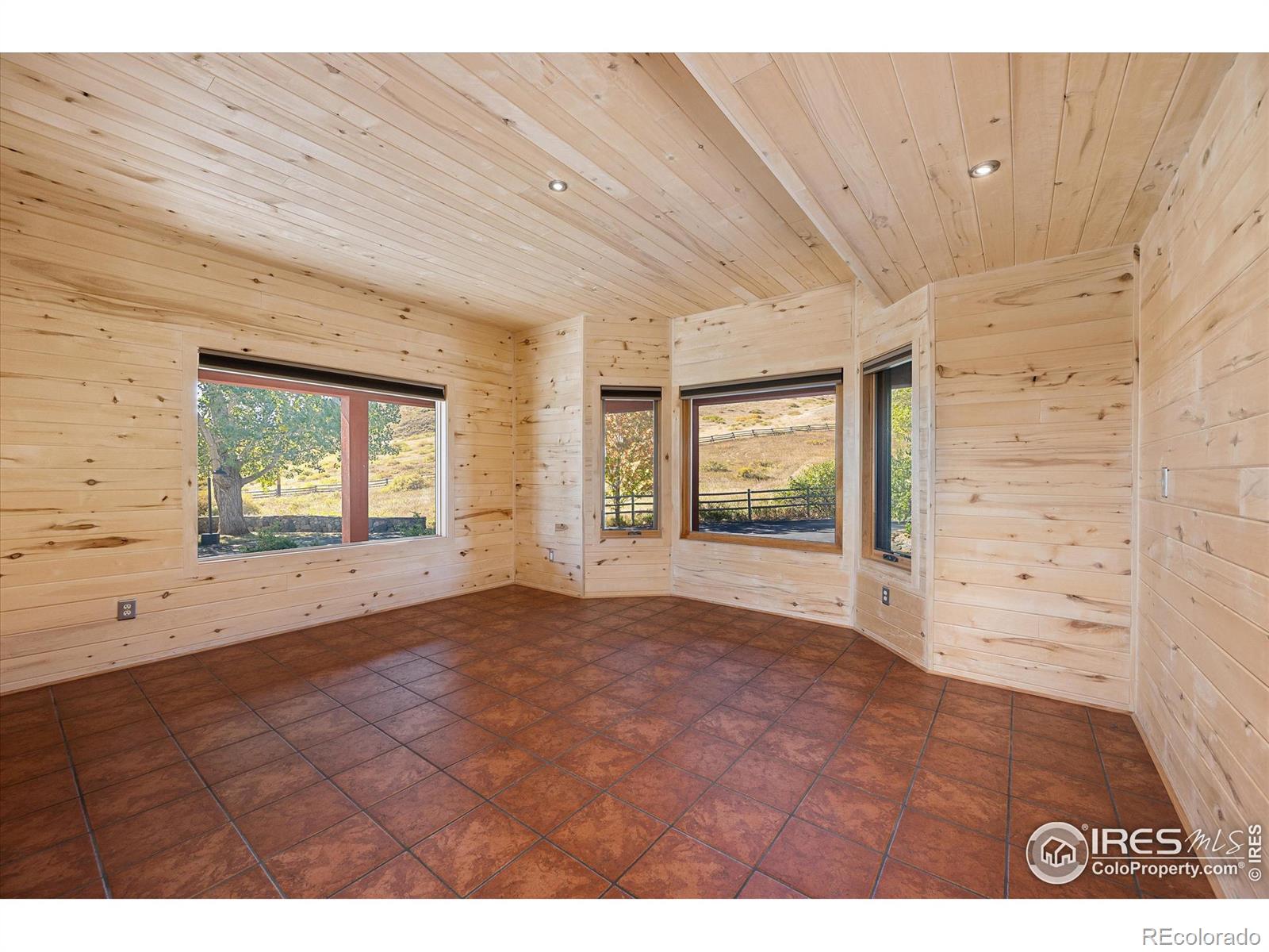 MLS Image #33 for 3070  suri trail,bellvue, Colorado