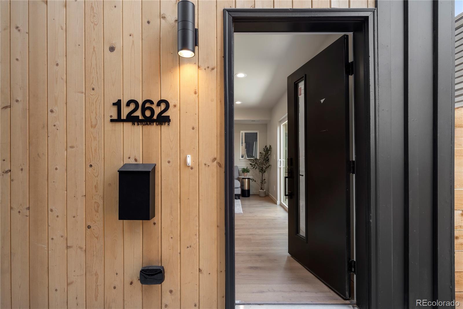 MLS Image #38 for 1262 n stuart street,denver, Colorado