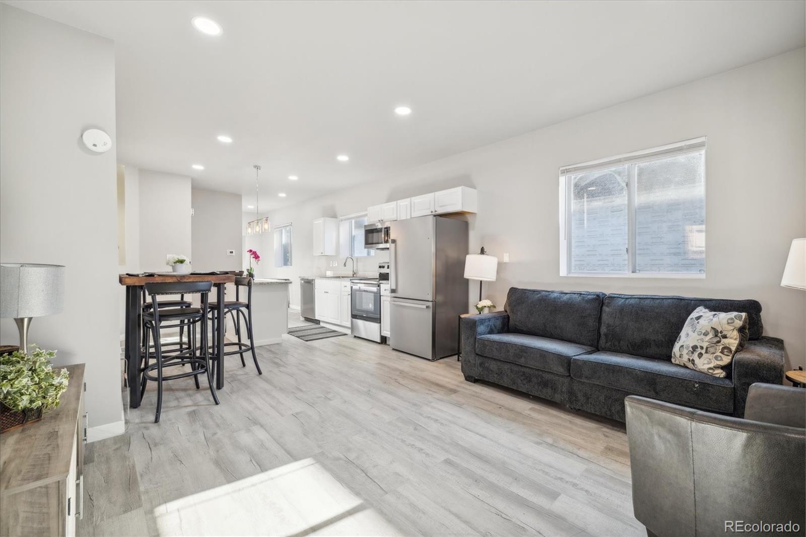 MLS Image #5 for 4720  grant street,denver, Colorado